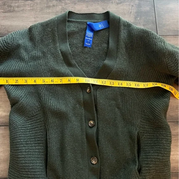 Kit and Ace Merino Wool Classic Green Cardigan Sweater - Picture 7 of 10